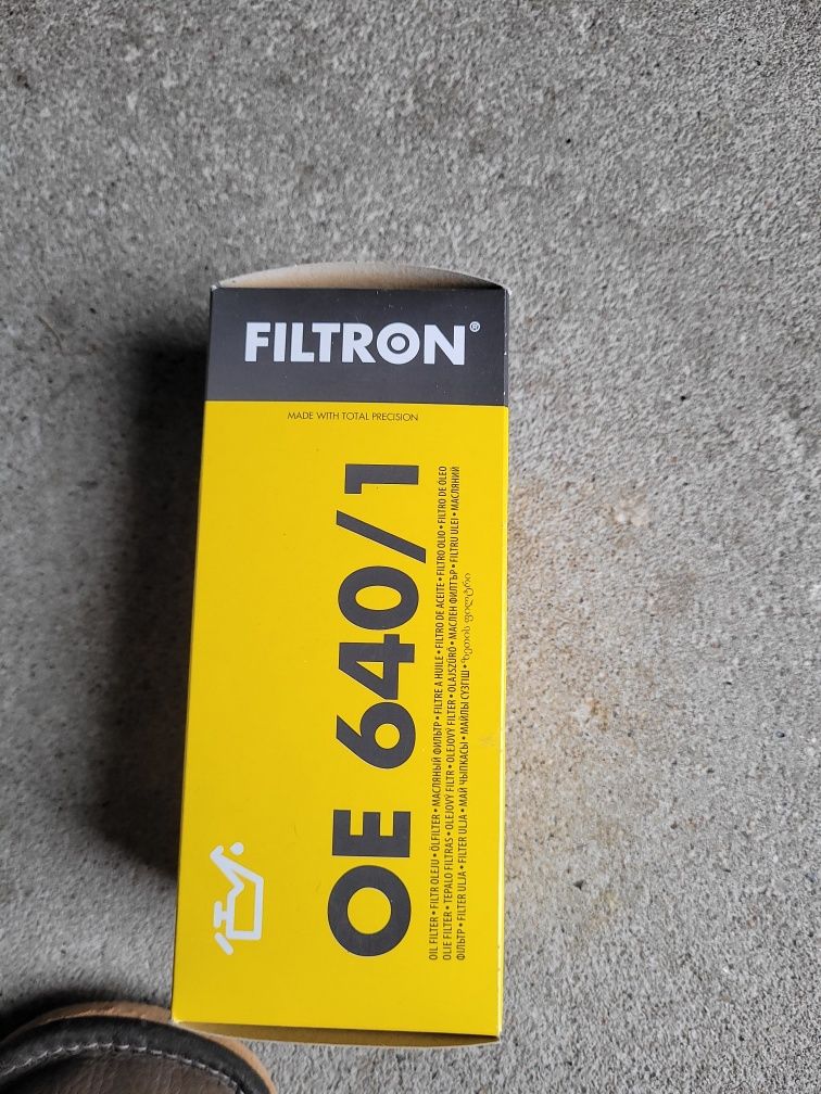 Olej castrol edge 5w40