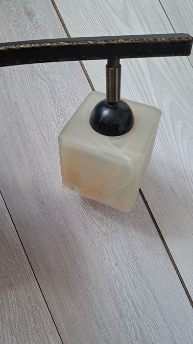 Lampa  z kloszami