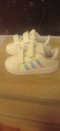 Adidas dla dziewczynki roz. 24