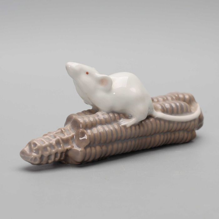 -ARTexpert- figurka Royal Copenhagen mysz