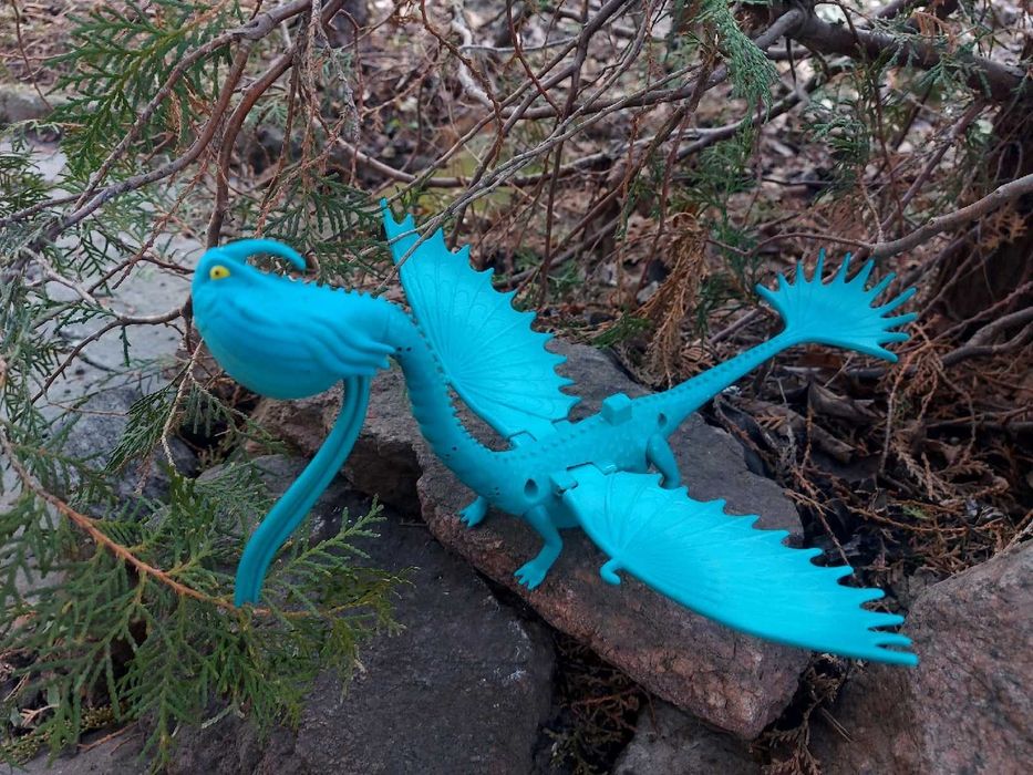 Дракон Коллекционная фигурка с мультфильма Как приручить дракона