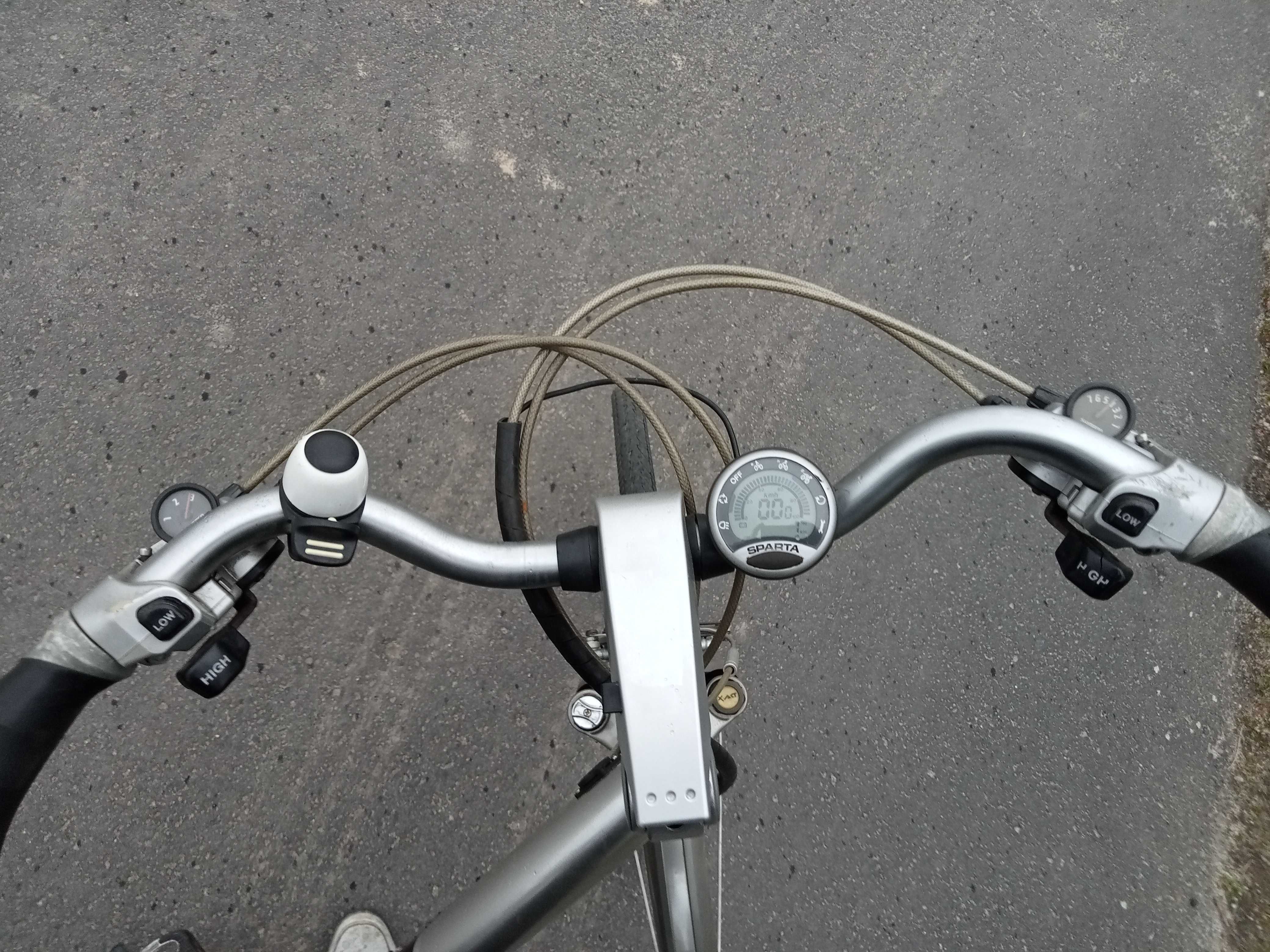 Sprzedam  rower ze  wspomaganiem   elektrycznym  SPARTA  nowa bateria