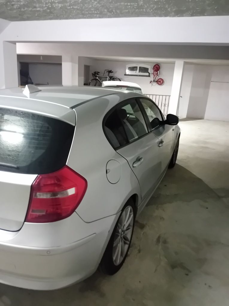 Bmw 118d 143cvs  2010
