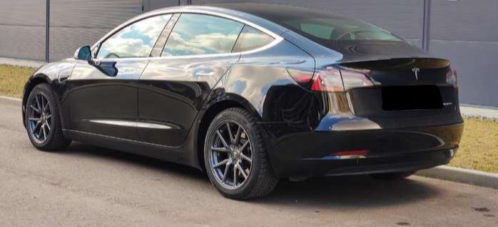 Tesla Model 3, 2019 року, 82 кВт, Хетчбек
