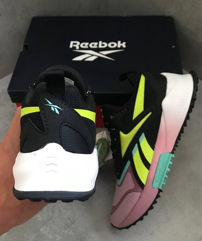 Кросівки Reebok lavante trail 2 38/39/40 привезені з Англії