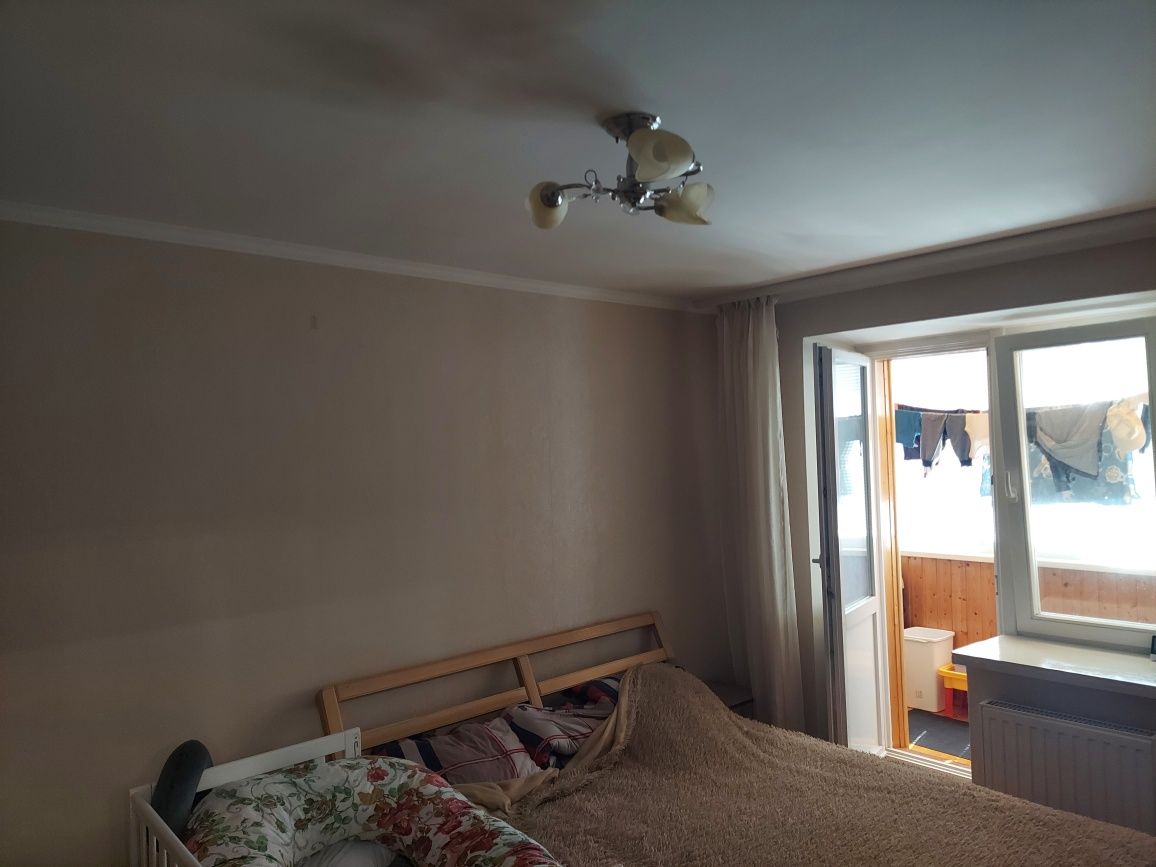 Продам 2 кімнатну квартиру з автономним опаленням на Нижнє Сироватські