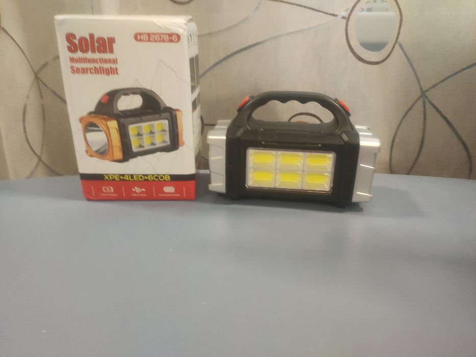 Фонарик павербанк с солнечной батареей