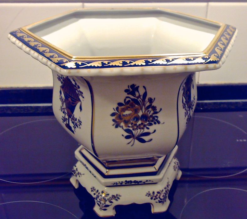 Vaso Hexagonal Prestígio da Vista Alegre