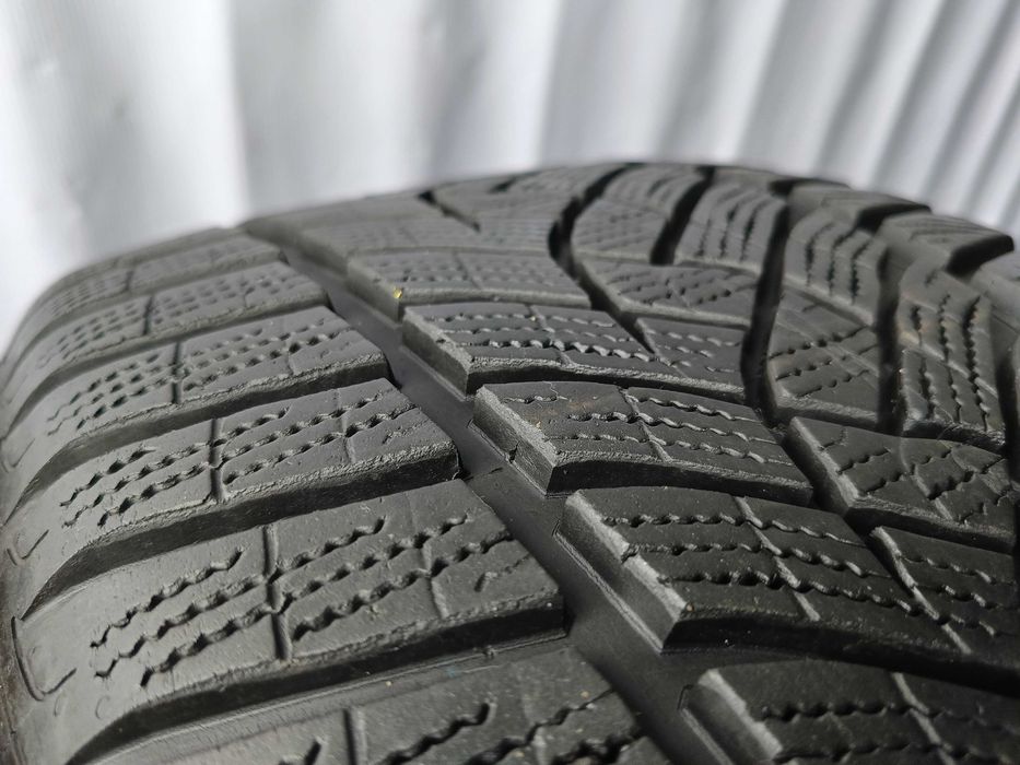 2X 245/40R19 98V Goodyear ultra grip Performance+ 91K