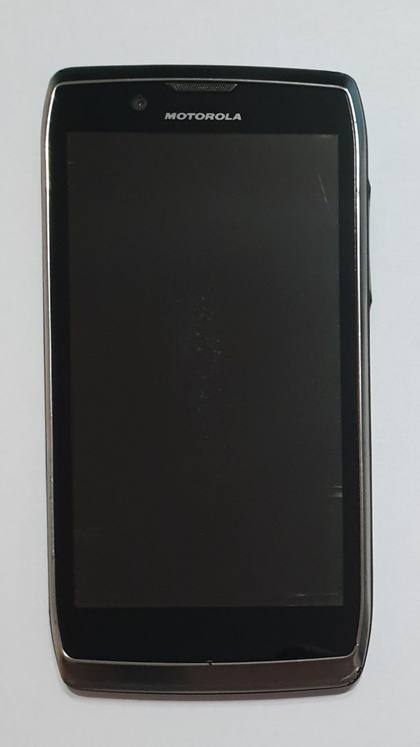 Motorola Electrify 2 XT881 — тонкий стильний дизайн - всього 8 мм