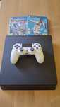 Konsola ps4 slim
