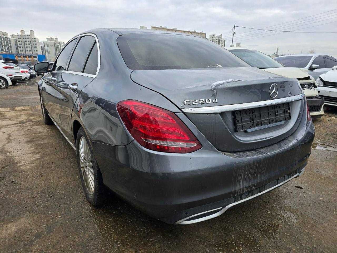Бампер Mercedes C W205 разборка мерседес с класс