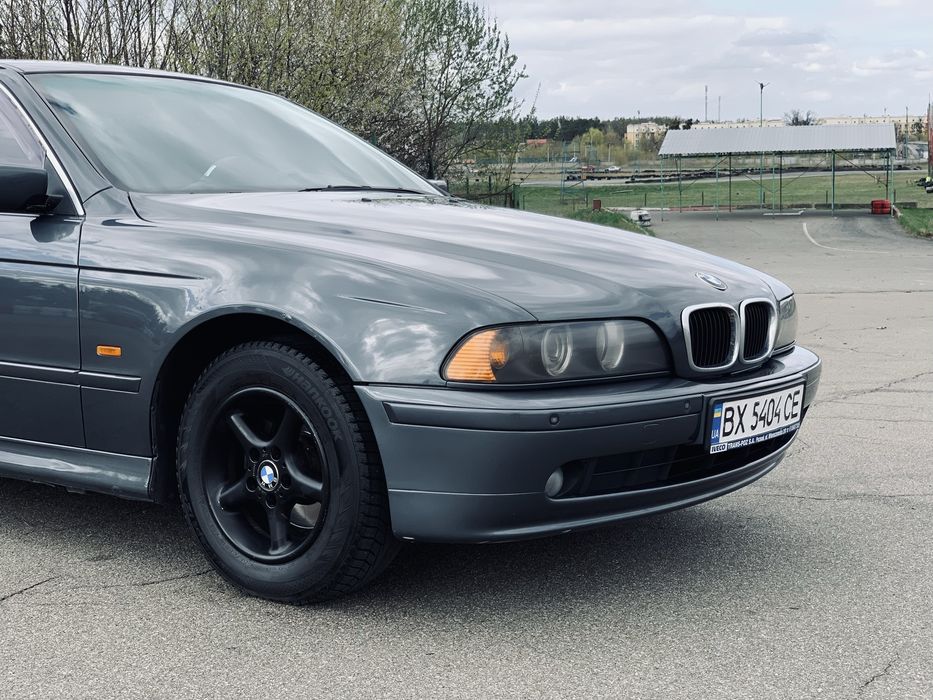 Продам BMW e39 2.2i M54