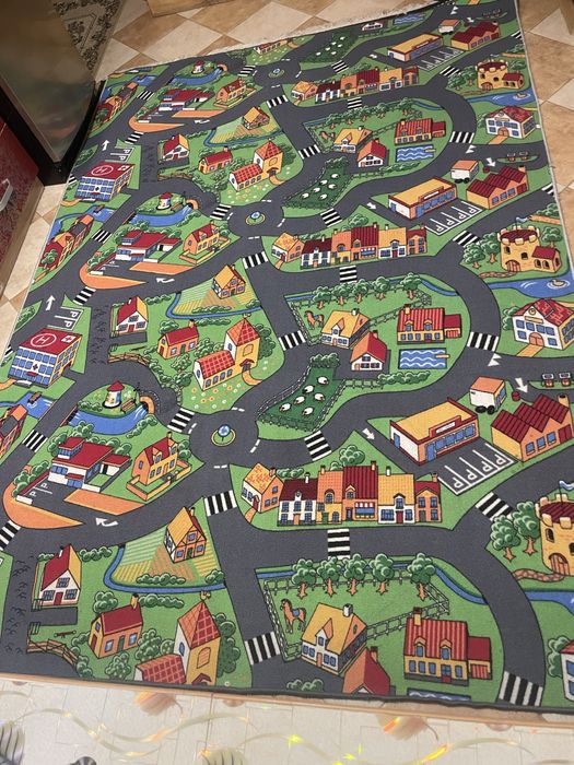 Дитячий коврик в ігрову кімнату