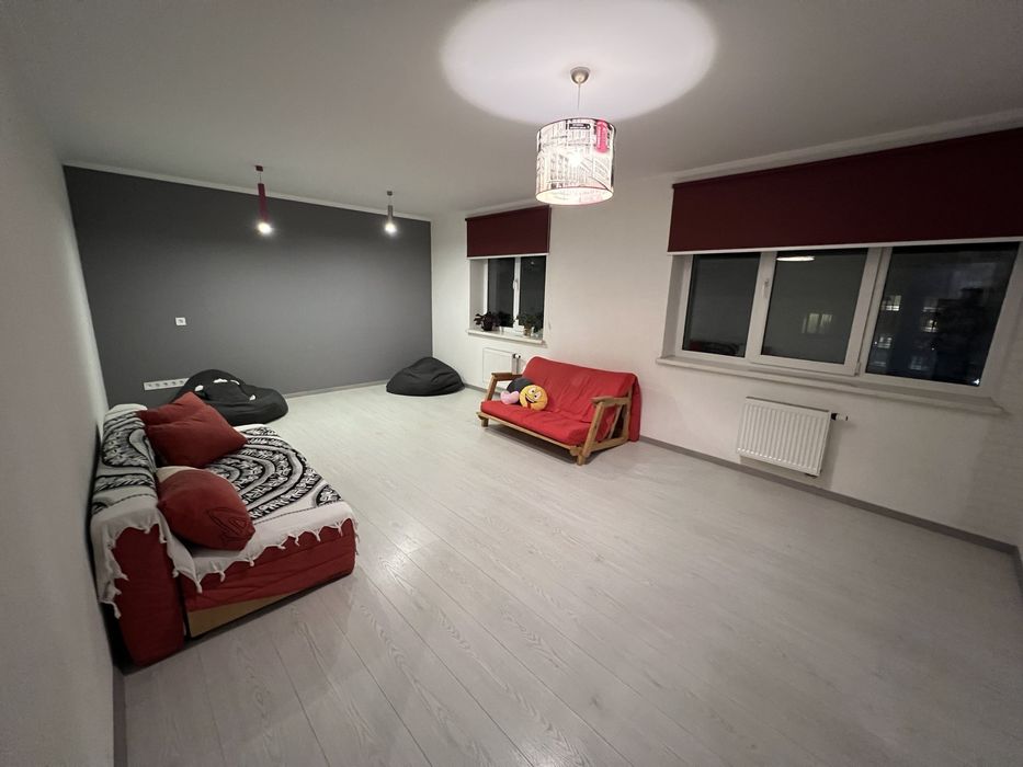 Оренда чотирьох кімнатної двох ярусної квартири по вул Мікльоша