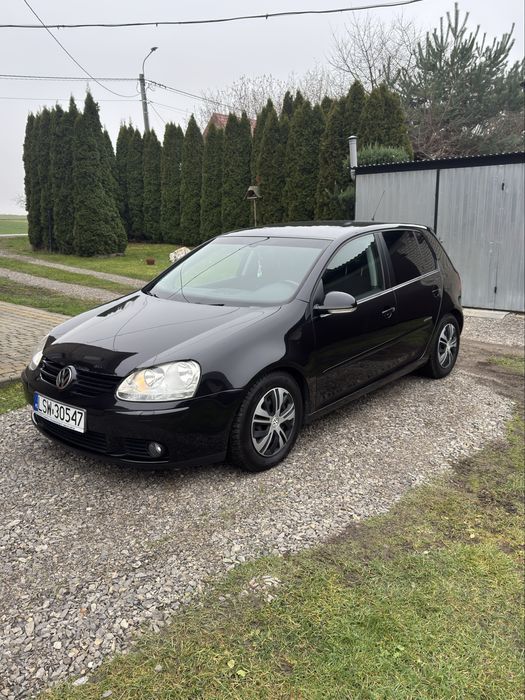 Volkswagen Golf V 1.6 MPI UNITED 102 KM