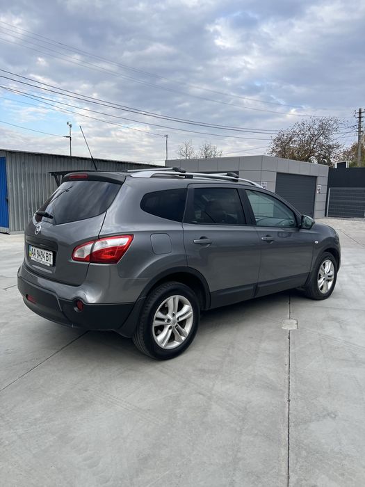 Nissan Qashqai+2 2012