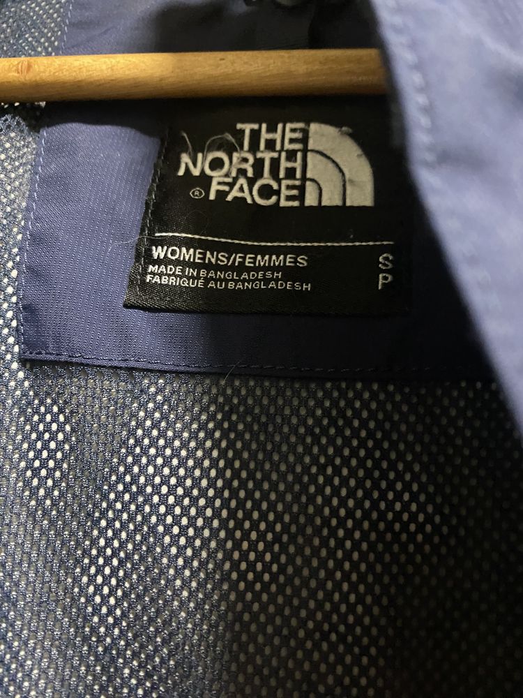 Трекінгова куртка вітрова The north face