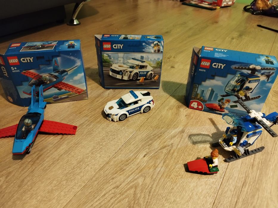 Sprzedam LEGO 3 zestawy