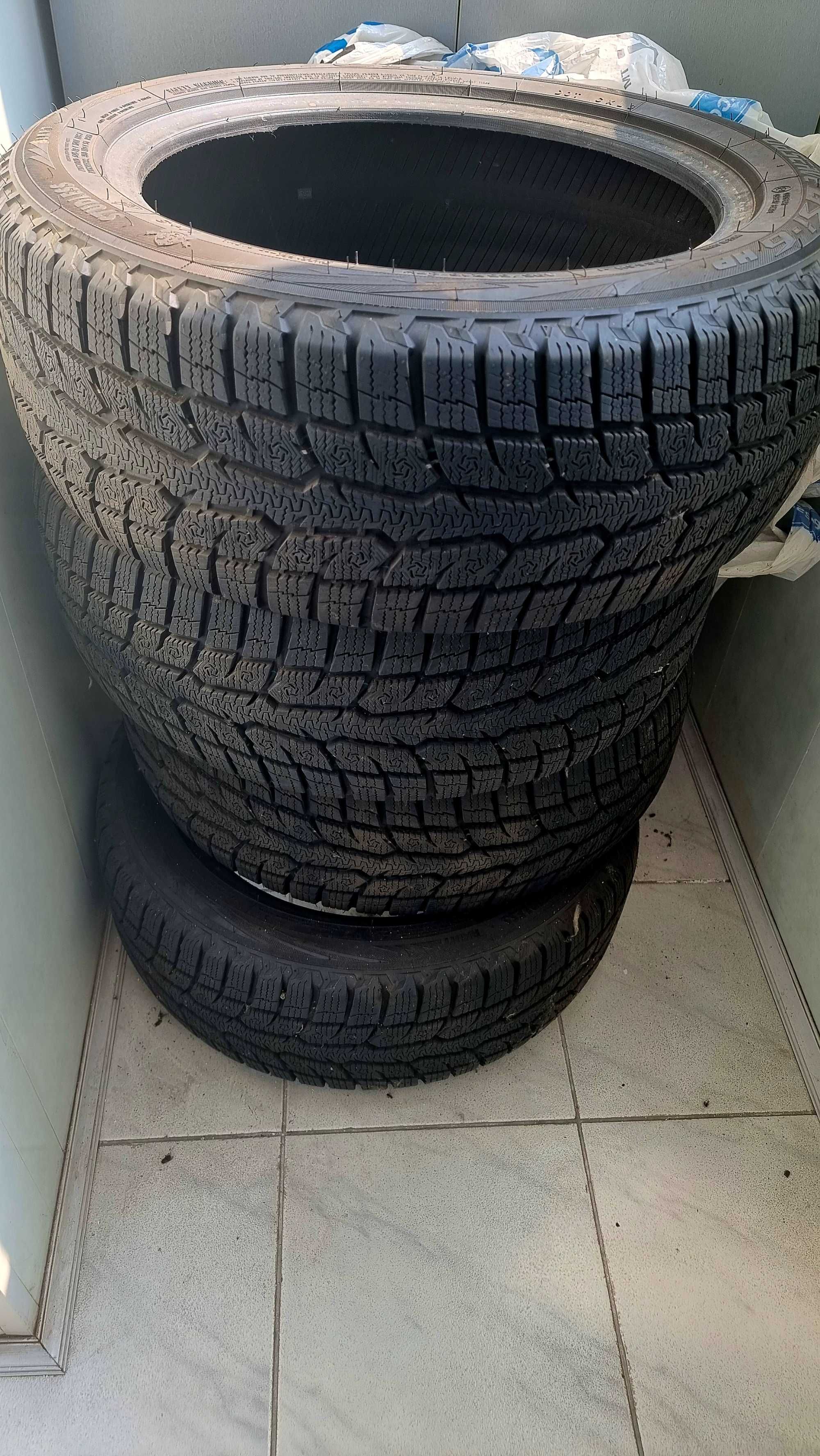 Toyo observe. 195/55 r16