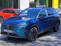 Peugeot 5008 HYBRID 1.2 145KM e-DCS6