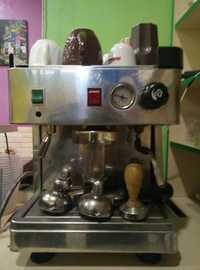 Кофейный апарат для кафе и дома