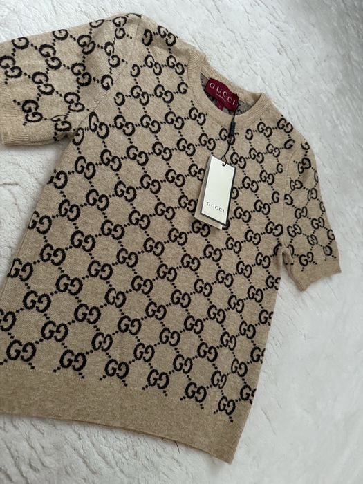 Bkuzka sweterek brąz