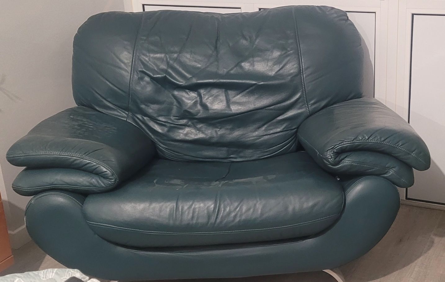 Vende se sofa single