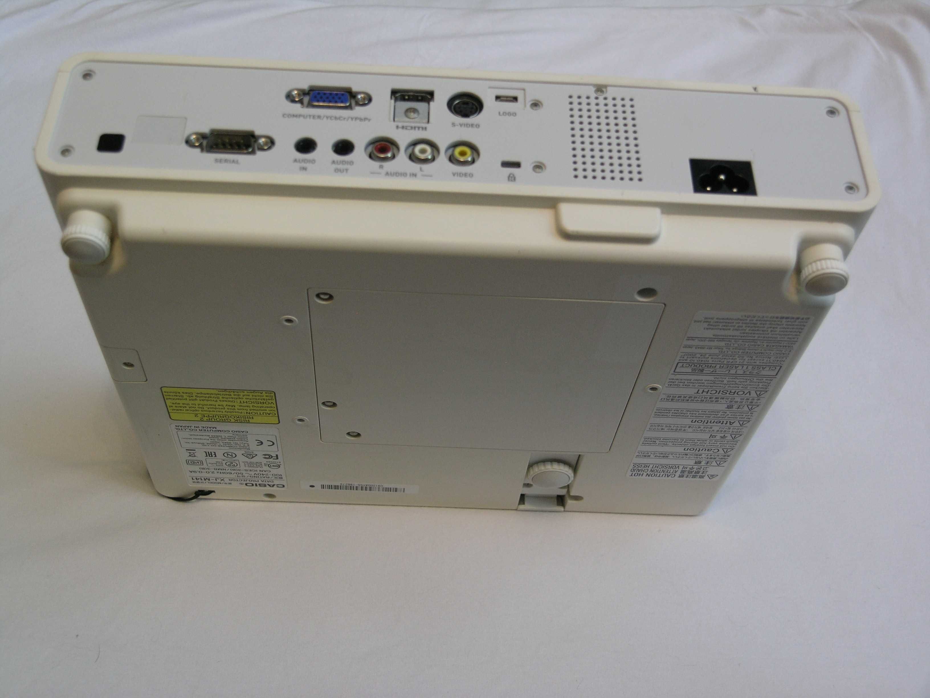 Лазерный XGA DLP проектор CASIO XJ-M141 Made In Japan
