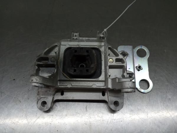 Apoio da caixa NISSAN Micra V (K14)