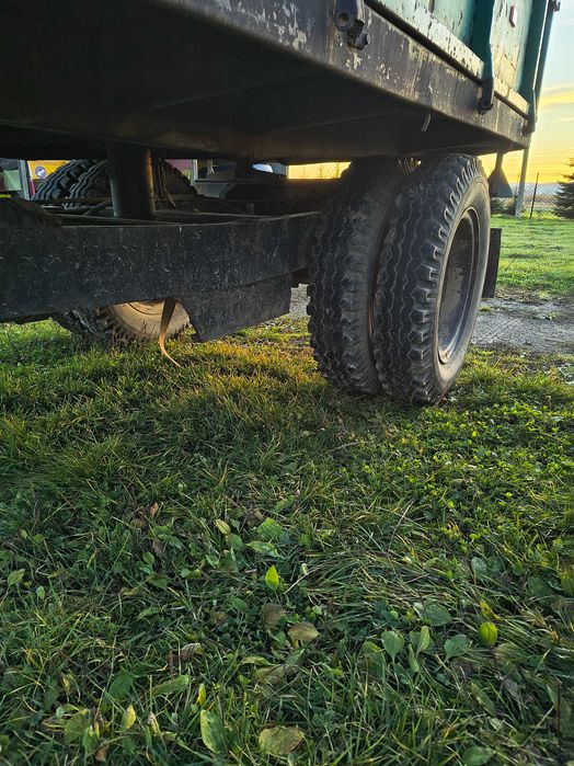 Sprzedam przyczepę jednoosiową wywrotkę