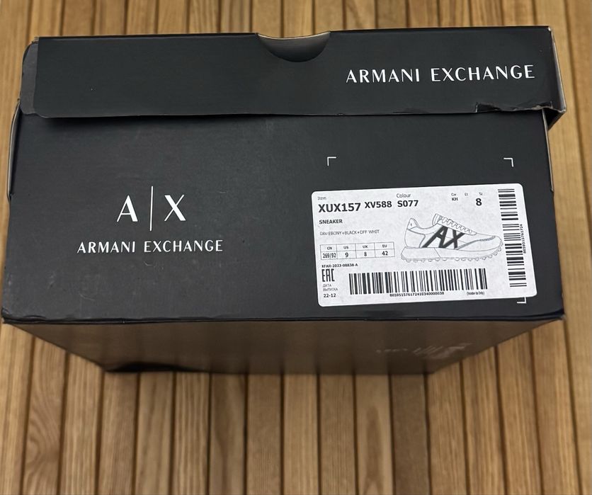 Кроссовки мужские ARMANI, 42-й размер, 1000% оитгинал !