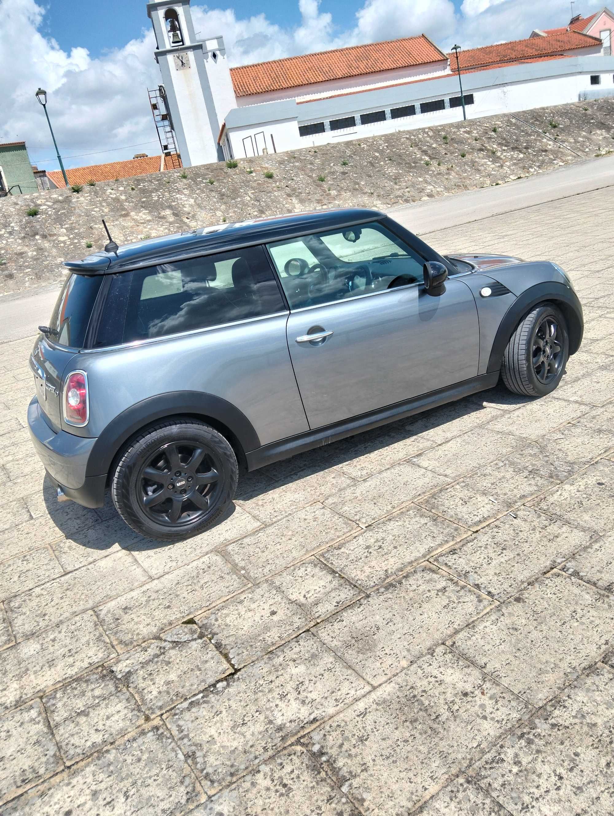 Mini Cooper D 2009 distribuição mudada e revisão feita