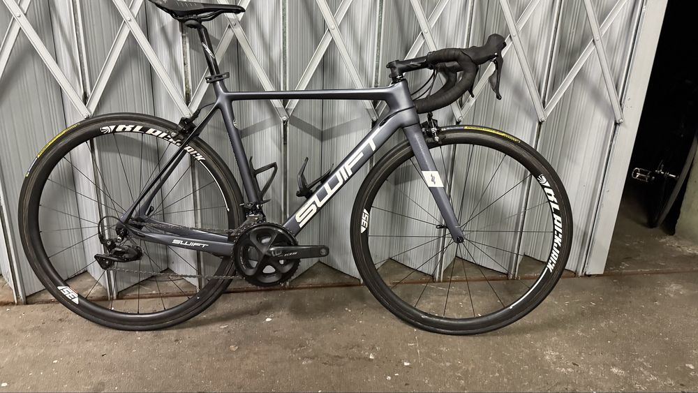 Swift Carbon estrada