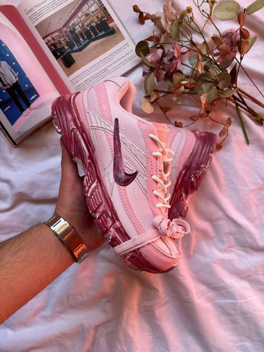 Nike Initiator Custom Pink