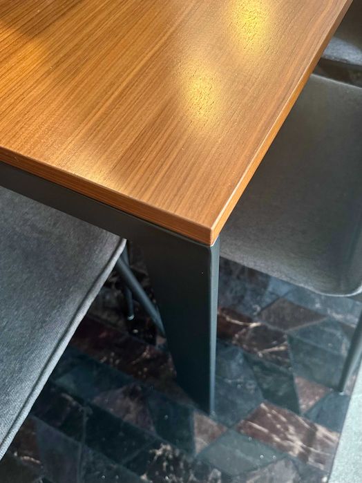 Mesa jantar BoConcept extensível e 6 cadeiras - Oportunidade!