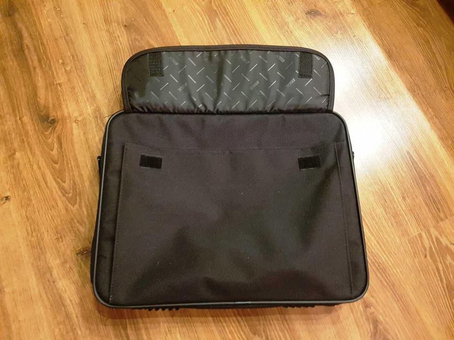 Nowa torba na laptop do 15'6 cala