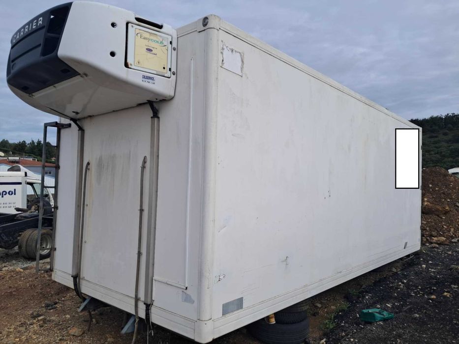 Contentor Carrier com a Gasóleo