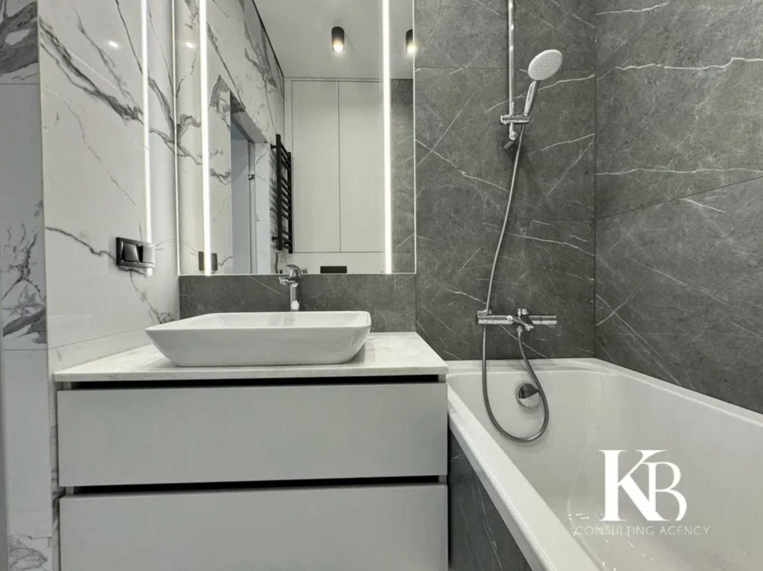 Продам 3х кімнатну квартиру ЖК Женева Центр К12  Бульвар Кучеревского