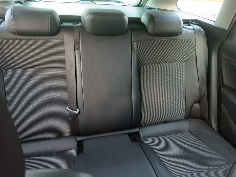 OPEL astra sports tourer 2011г.