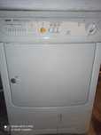 Máquina de secar zanussi