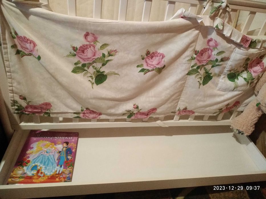 Дитяче ліжко в гарному стані