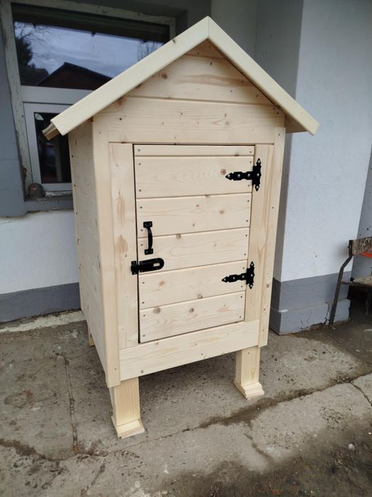 Wędzarnia drewniana ogrodowa