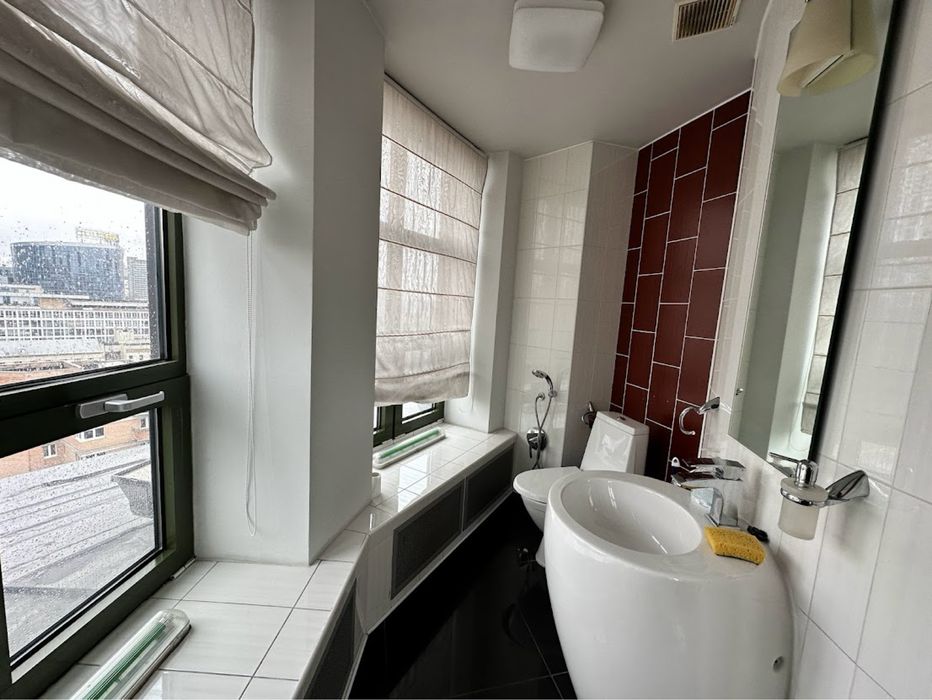 Оренда унікального видового офісу в БЦ Арена (90 кв.м.)