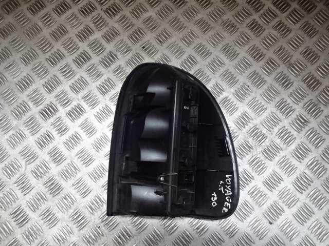 Chrysler Voyager III 95-00 lampa lewy tył lewa tylna