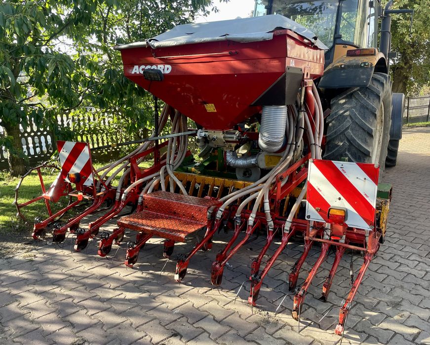 Agregat uprawowosiewny Amazone KE 30 brona wirowa Accord