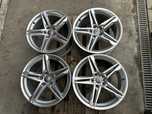 5x112 8,5 j x 18” et29 Audi OE a5 komplet alufelgi