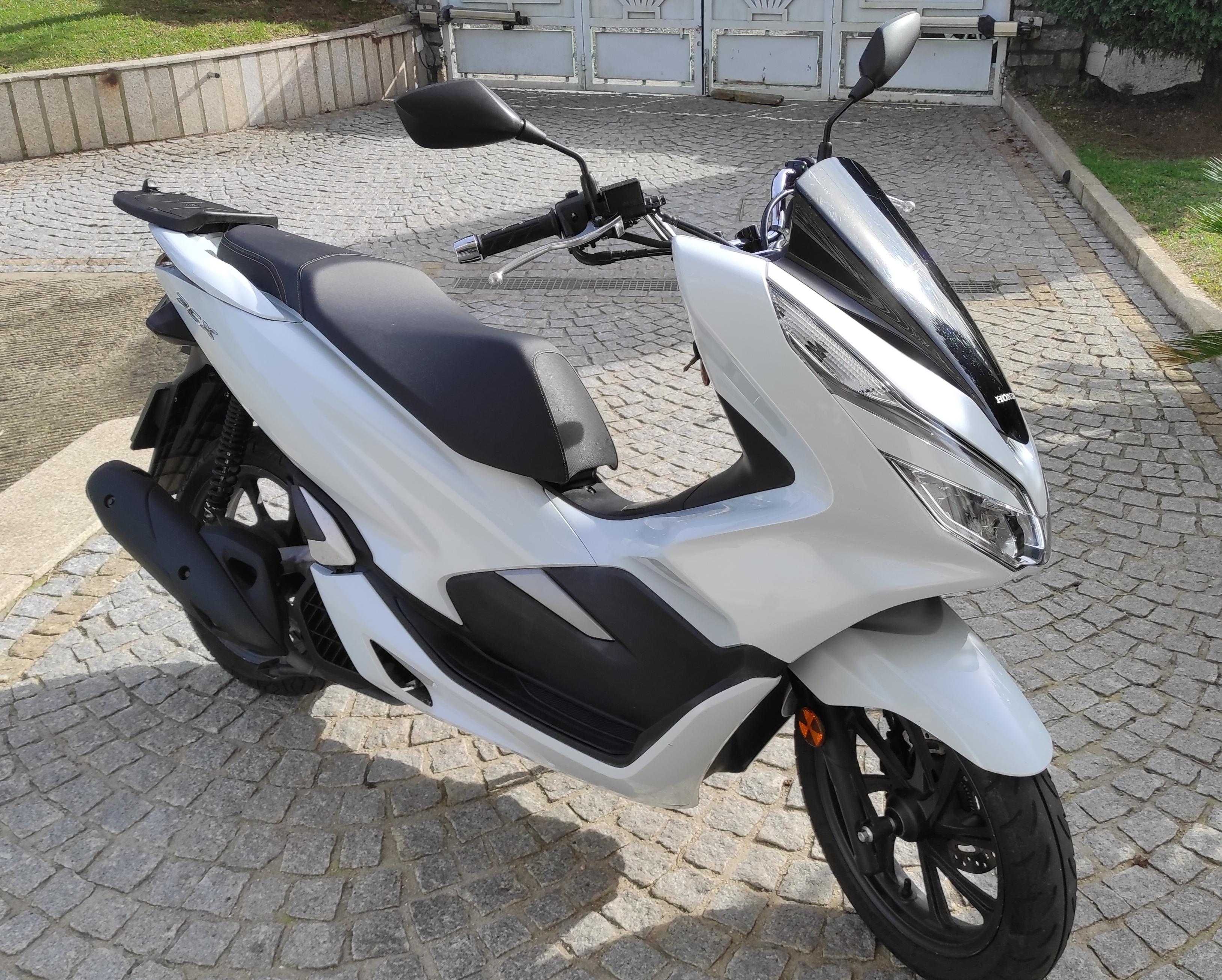 Honda modelo PCX125