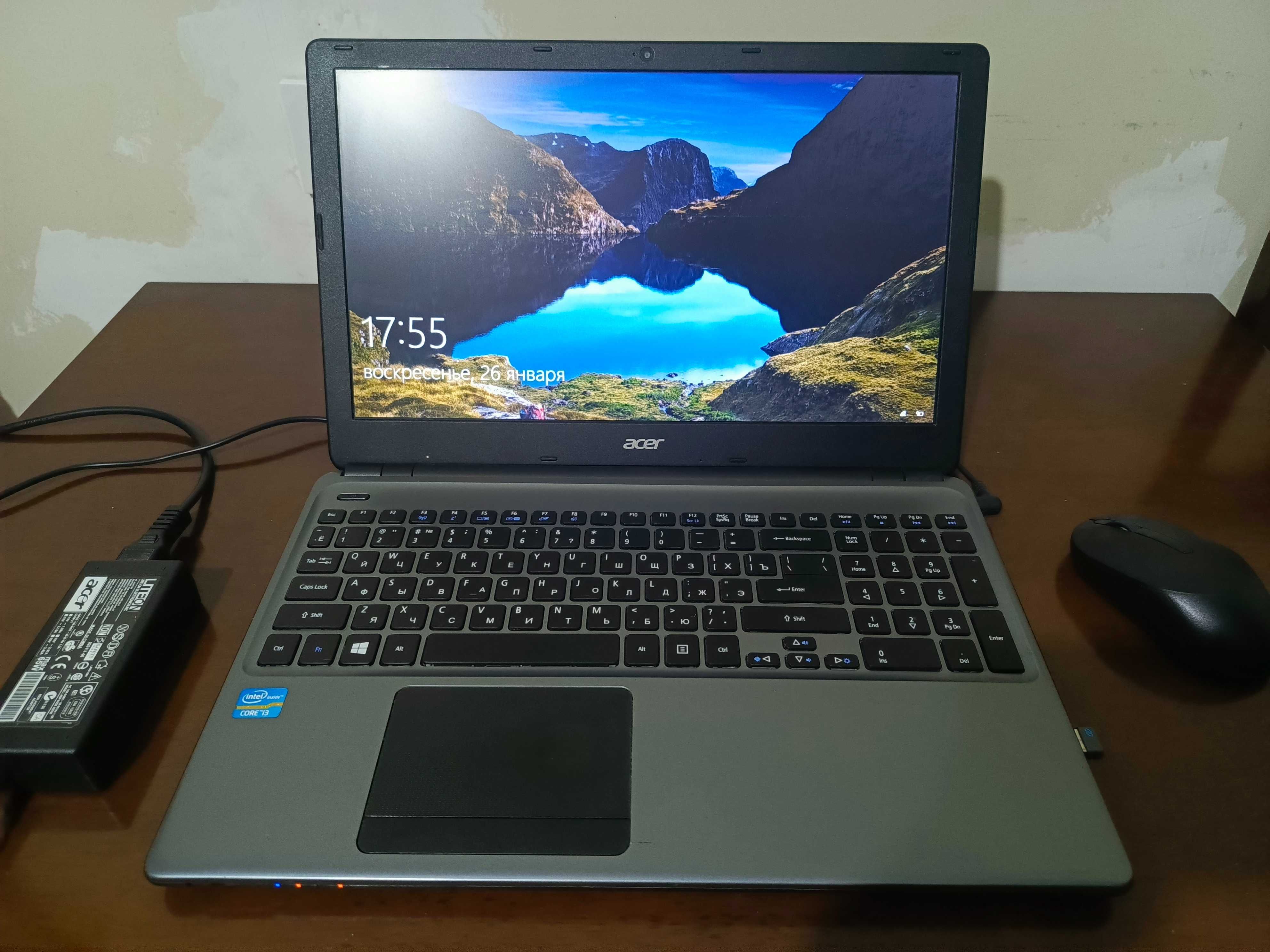 Робочий ноутбук Acer Aspire E1-570G (i3-3217U, 16 ГБ ОЗП, 500 ГБ HDD)
