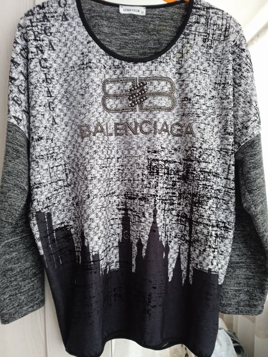 Светр зі стразами Турція 50р